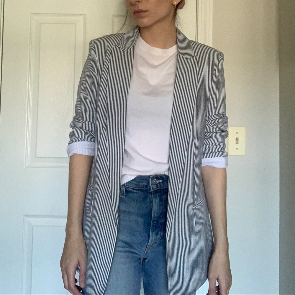 Gauze blue and white stripped blazer